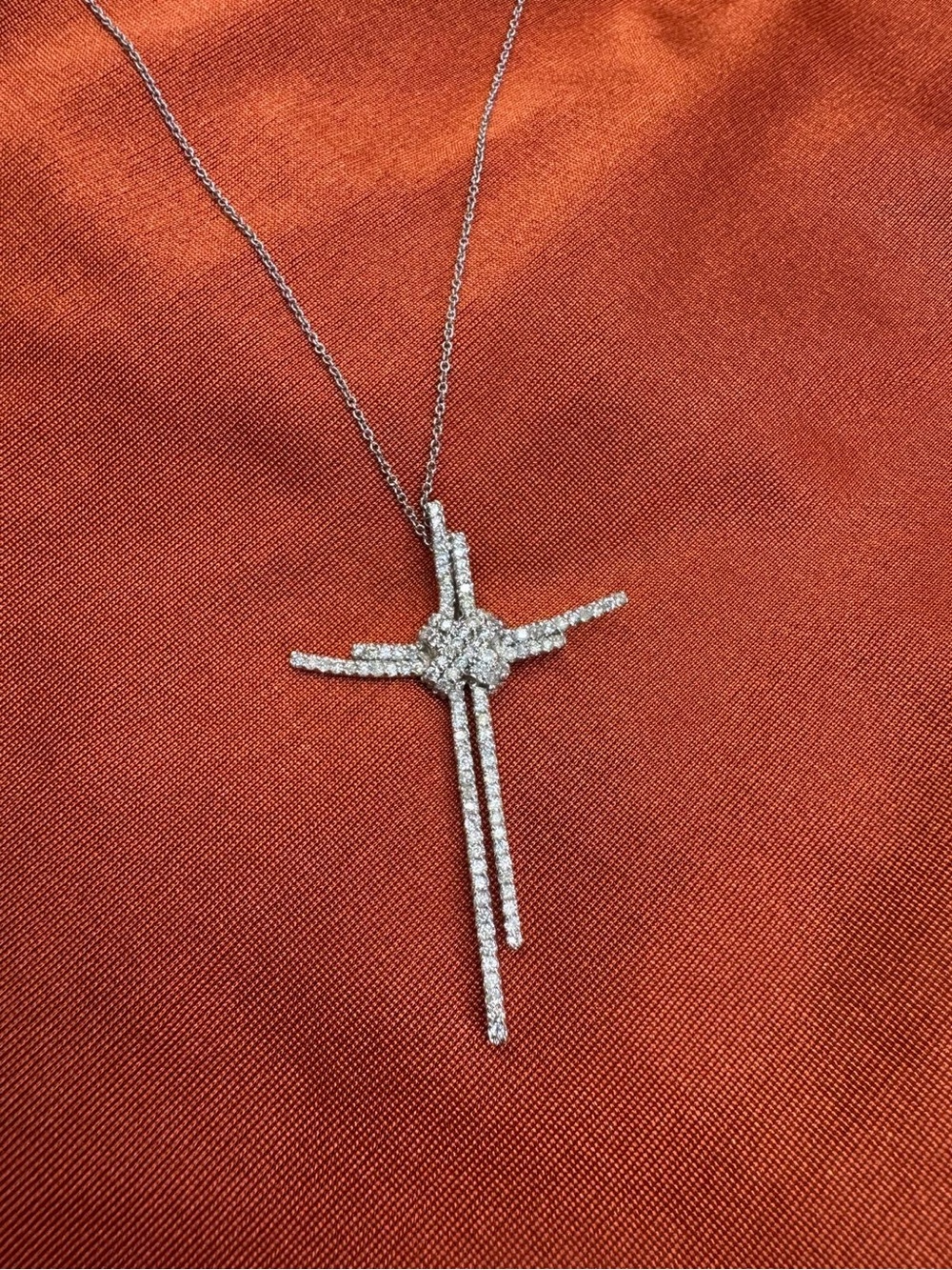 Diamond Cross 14k White gold Pendant Necklace